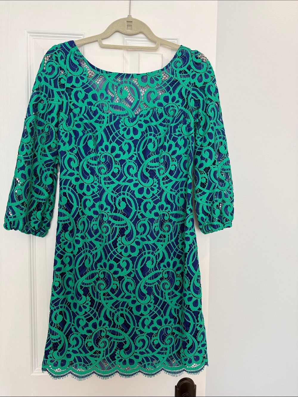 Lilly Pulitzer Women's Green Lace Overlay w/Royal Blue Lining Shift Dress